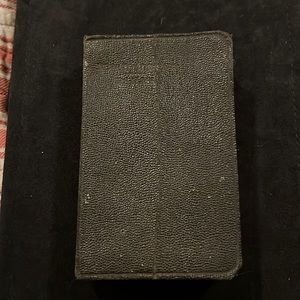 1920’s or early ‘30s New Testament & Psalms Collins clear type Bible pocket size